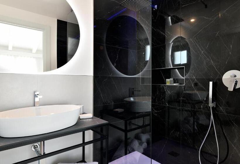 חדר סטנדרט עם מיטת קינג, Cara A Bentu   Charming Rooms