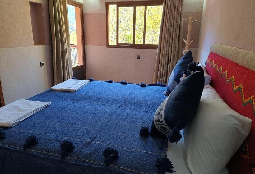 غرفة ديلوكس مزودة بشرفة, Riad Otos Views