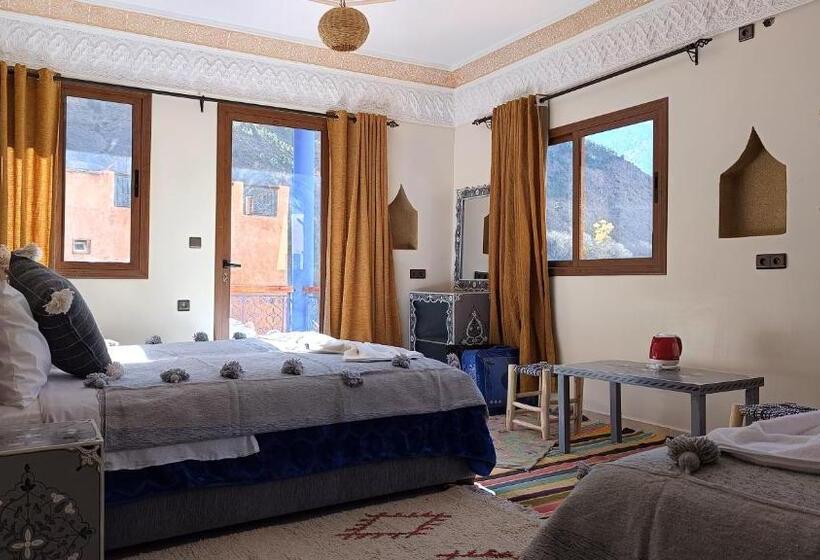 غرفة قياسية رباعية, Riad Otos Views