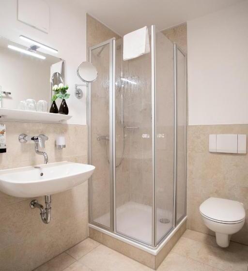 חדר דלוקס עם מרפסת, B Home Apart Hotel By Alpha