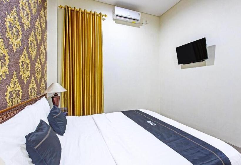 غرفة ديلوكس, Collection O 91481 Mahkota Hotel Purwodadi