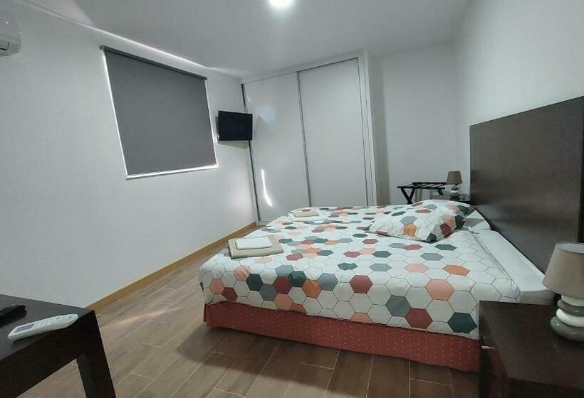 适合残疾人使用的标准间, Casa Dos Remendos   Alojamento Local