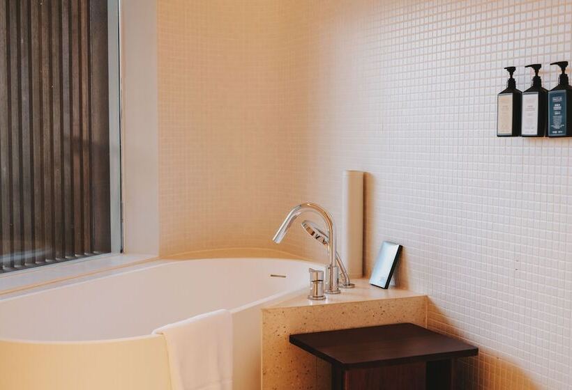 חדר דלוקס נוף לים, The Taikang Sanya, A Tribute Portfolio Resort