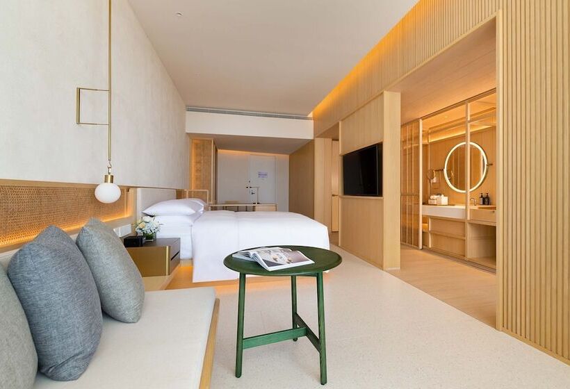 חדר דלוקס עם מרפסת, The Taikang Sanya, A Tribute Portfolio Resort