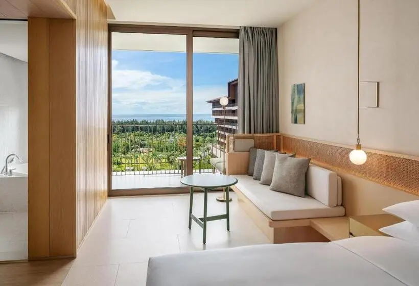 キングサイズベッドのデラックスルーム, The Taikang Sanya, A Tribute Portfolio Resort