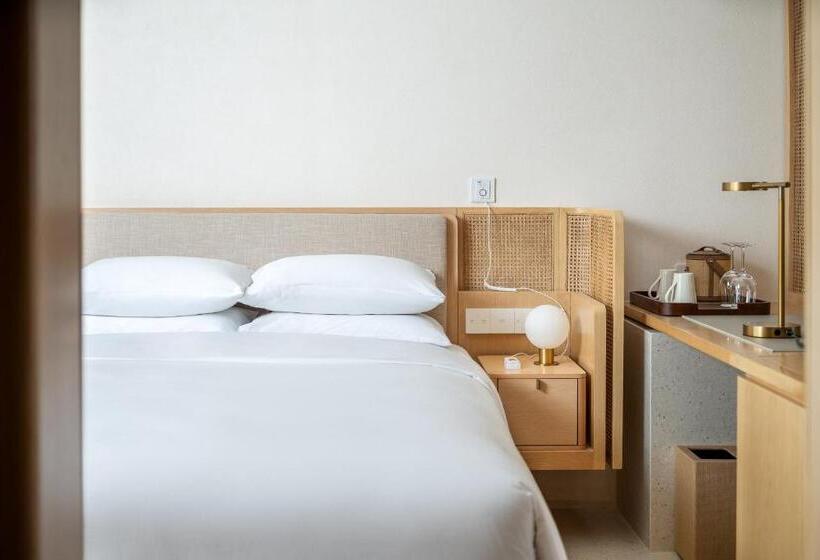 חדר דלוקס מיטת קווין, The Taikang Sanya, A Tribute Portfolio Resort