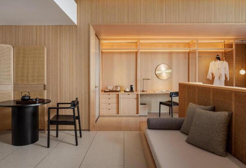 חדר דלוקס עם מיטת קינג, The Taikang Sanya, A Tribute Portfolio Resort