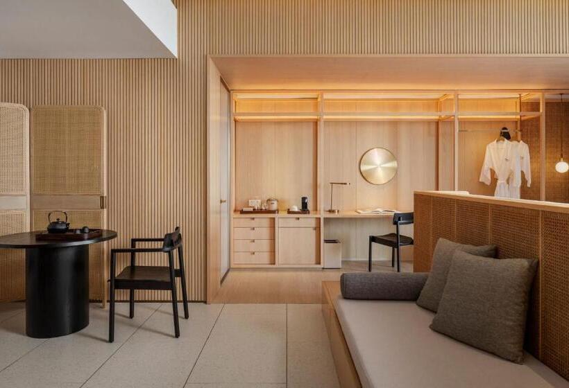 Люкс Deluxe Кровать Кинг, The Taikang Sanya, A Tribute Portfolio Resort