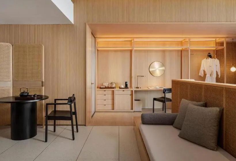 キングサイズベッドのデラックススイート, The Taikang Sanya, A Tribute Portfolio Resort