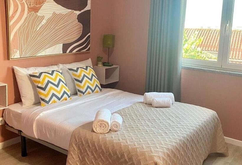 חדר משפחתי, Ericeira Destination