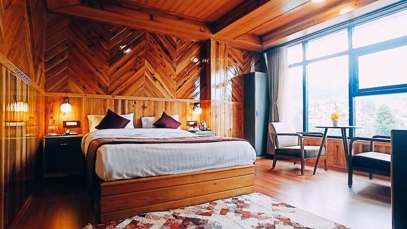 スーペリアールーム, Rufina Lachung Kunga