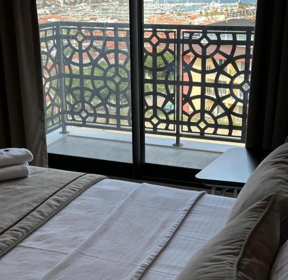 豪华海景房带阳台, Nova Butik Hotel çeşme