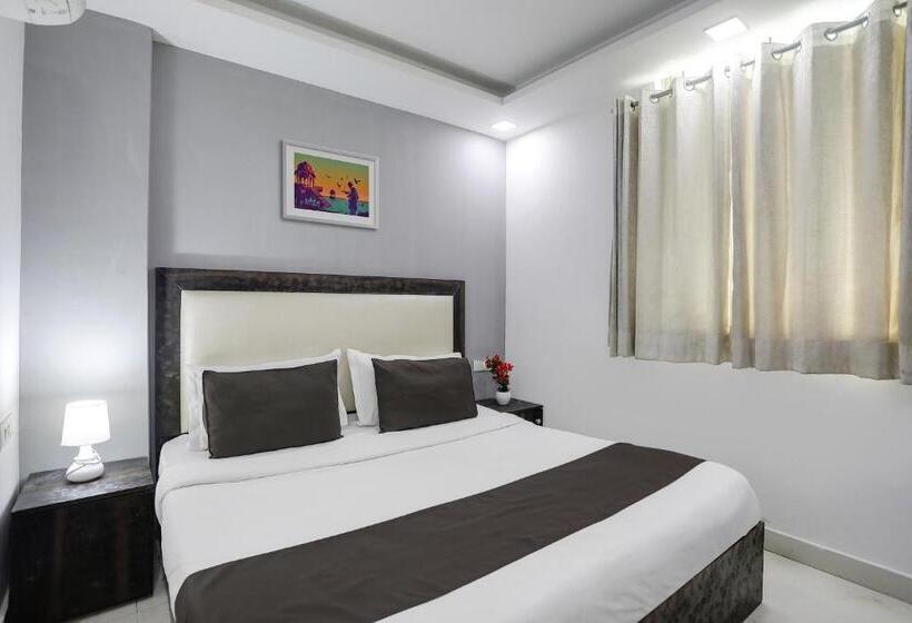 トリプルクラシックルーム, Fabexpress The Arrow