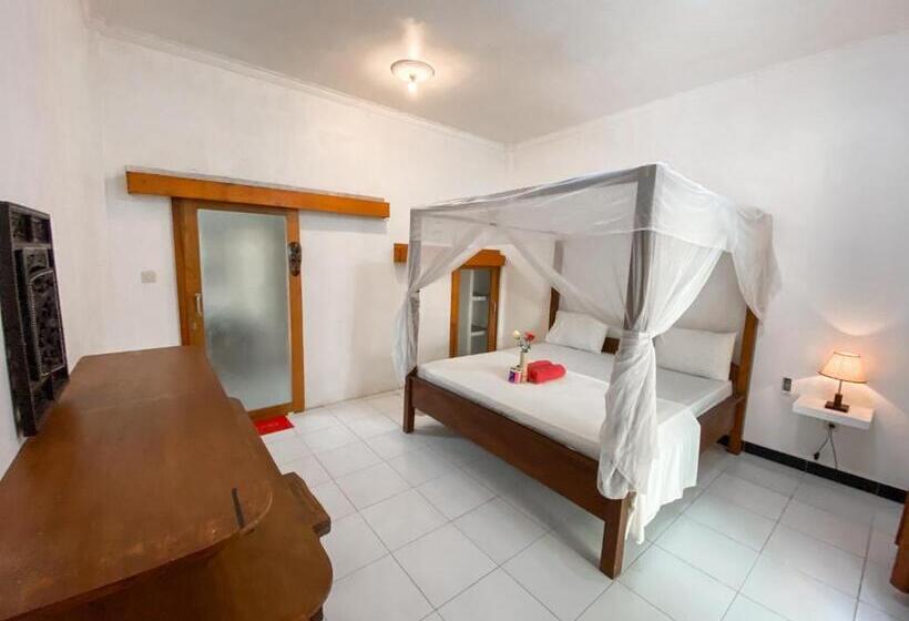 スタンダードルーム, Gili Spoy Spoy