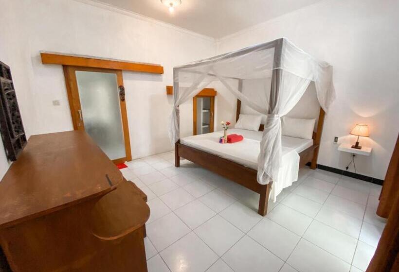 スタンダードルーム, Gili Spoy Spoy