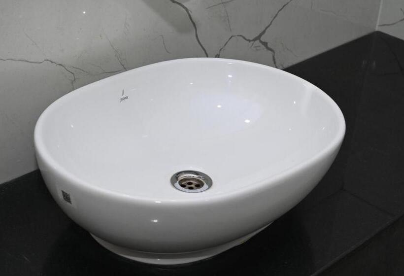 غرفة ديلوكس, Vasdaa Grand, Dehradun   Airport