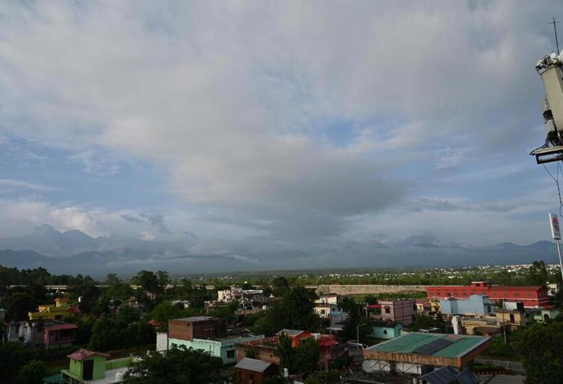 غرفة ديلوكس ثلاثية, Vasdaa Grand, Dehradun   Airport