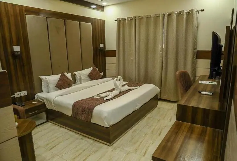 デラックスルーム, Vasdaa Grand, Dehradun Airport