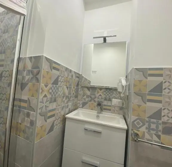 スタンダード4人部屋, Porta Saracena Rooms