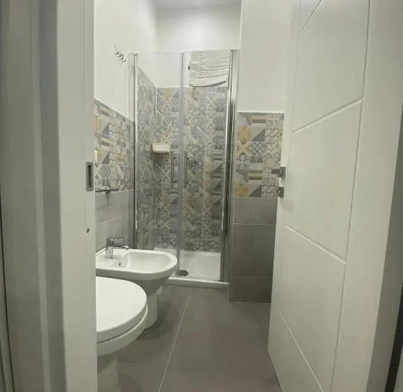 スタンダード4人部屋, Porta Saracena Rooms