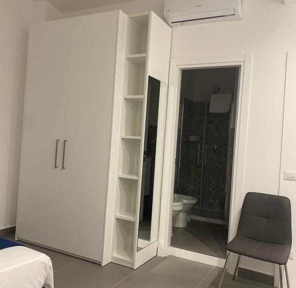 Fyrbädds Standardrum, Porta Saracena Rooms