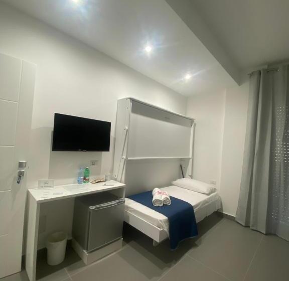 スタンダード４人部屋, Porta Saracena Rooms
