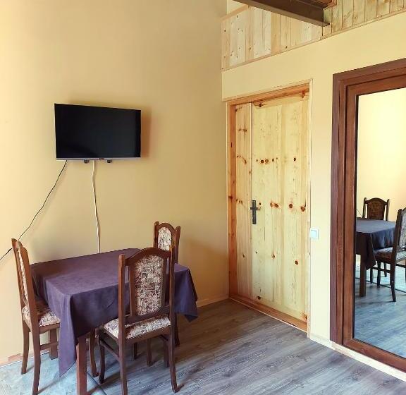 غرفة قياسية مزوَّدة بتراس, Van Guesthouse