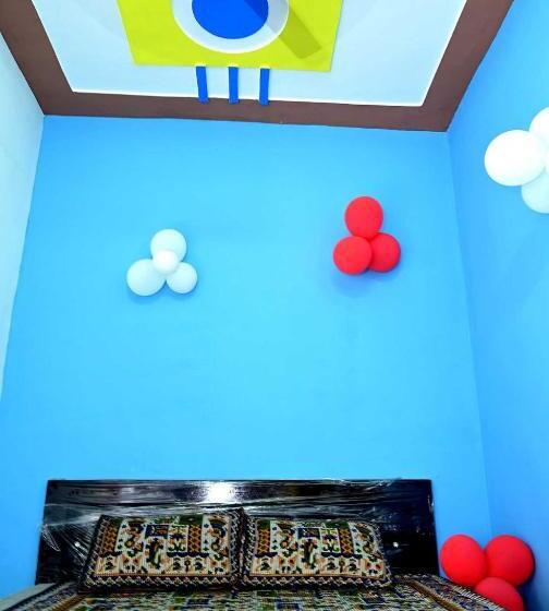 Трехместный Номер Классика, Spot On 91771  Heaven Inn