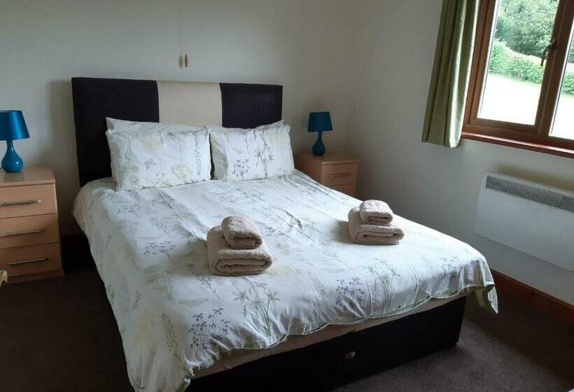 Дом 2 Спальни, Heartsease Lodges