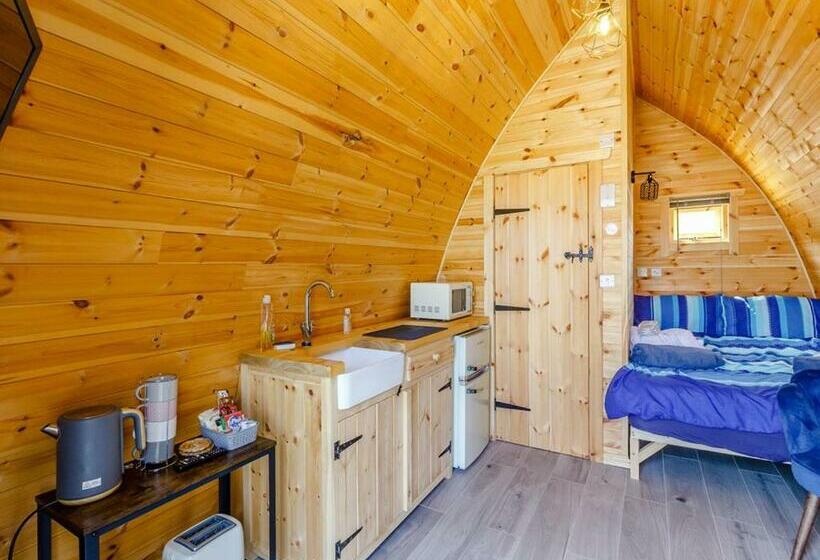 Дом 1 Спальня, Sandy Park