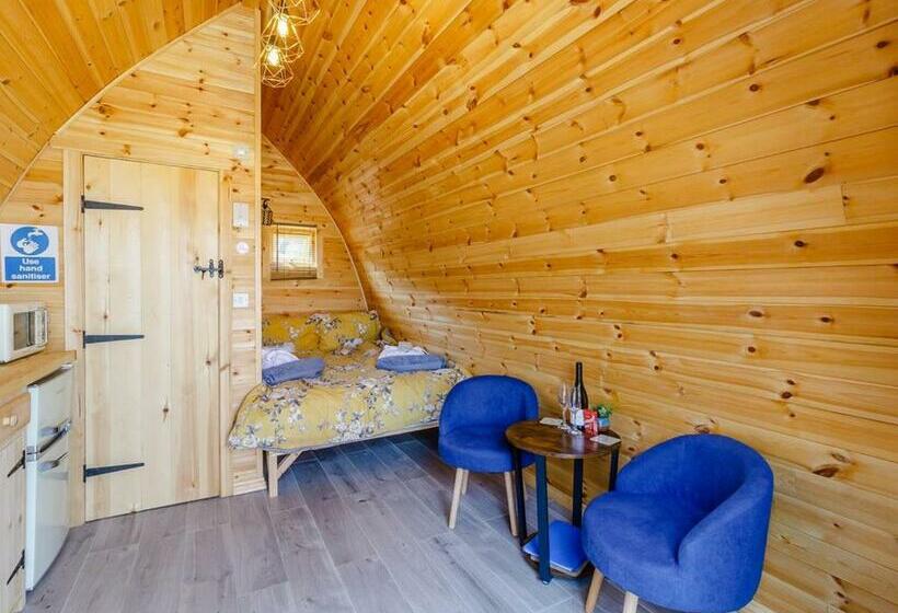 Дом 1 Спальня, Sandy Park