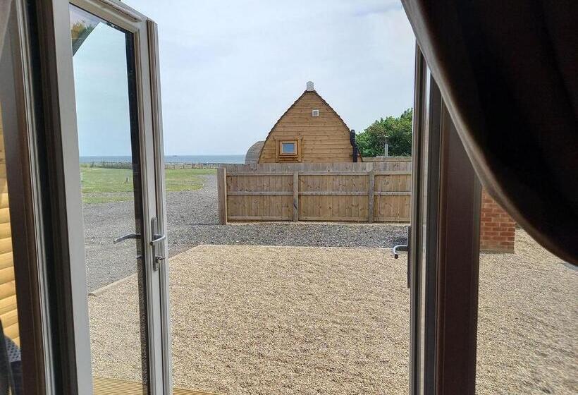 Дом 1 Спальня, Sandy Park