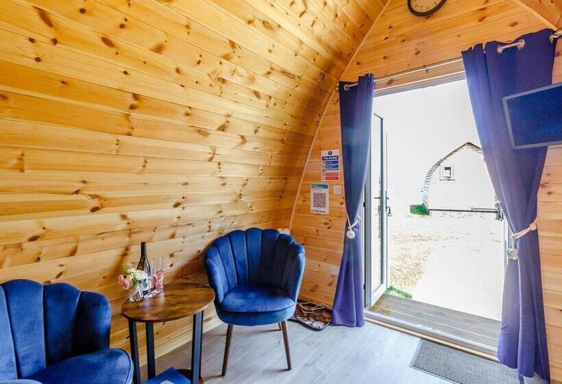 Дом 1 Спальня, Sandy Park