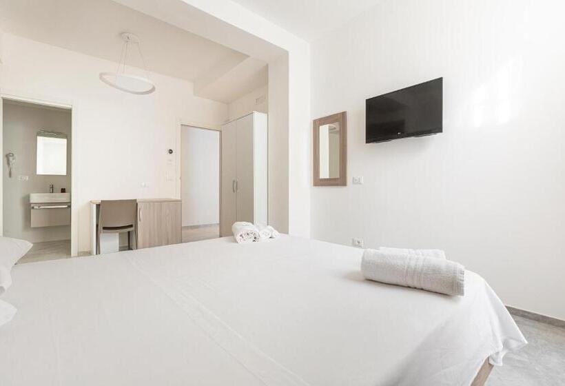 غرفة قياسية ثلاثية, Krono Relais