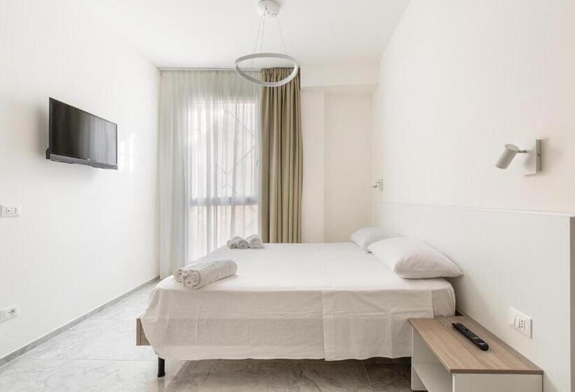 غرفة قياسية ثلاثية, Krono Relais