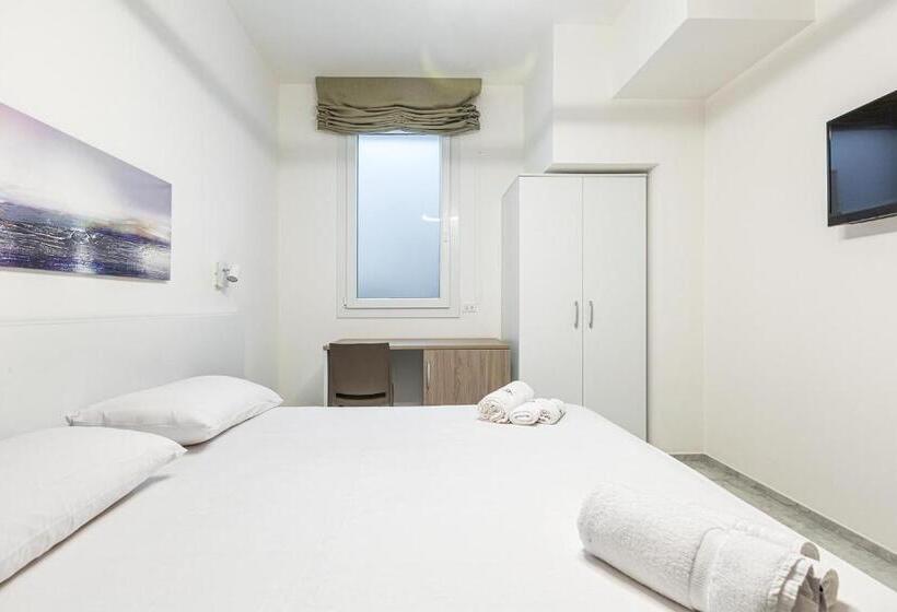 غرفة قياسية ثلاثية, Krono Relais