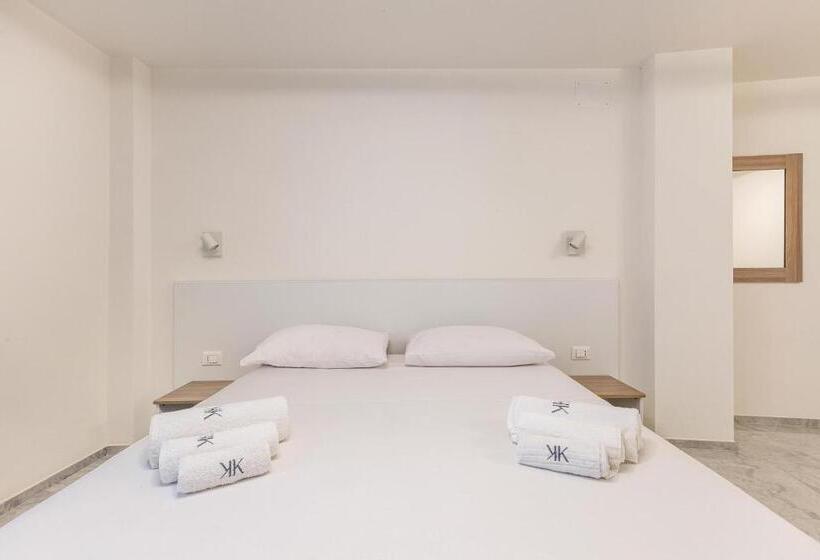 غرفة عائلية, Krono Relais