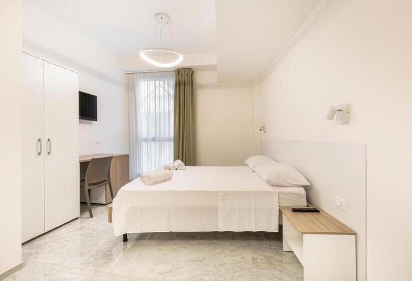 Quarto Familiar, Krono Relais