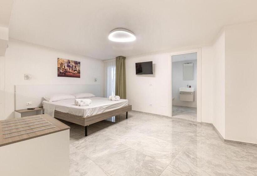 Quarto Quádruplo Estandar, Krono Relais