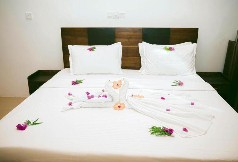 וילה עם חדר שינה אחד ובריכת שחיה, Hela Gedara