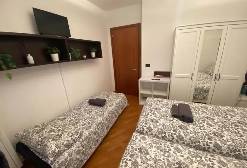 テラス付きスタンダードルーム, Bedandbreakfast Eni Torri Lombarde San Donato Bbqueen