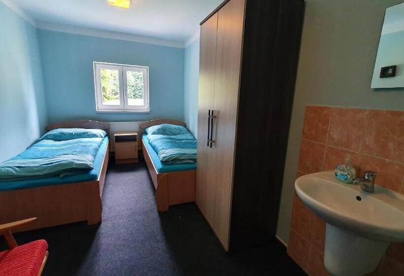 스탠다드 룸, Chata Na čiháku