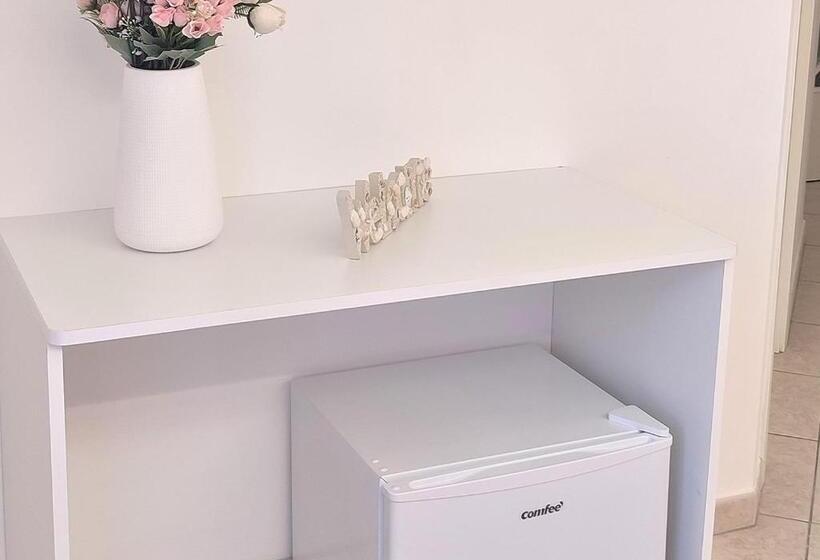 Номер Стандарт с Балконом, B&b Di Girolamo