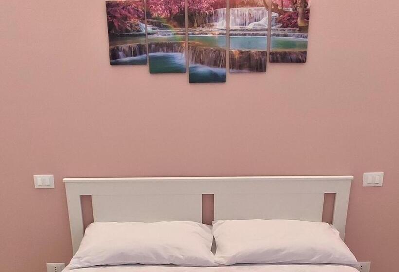 اتاق استاندارد با بالکن, B&b Di Girolamo