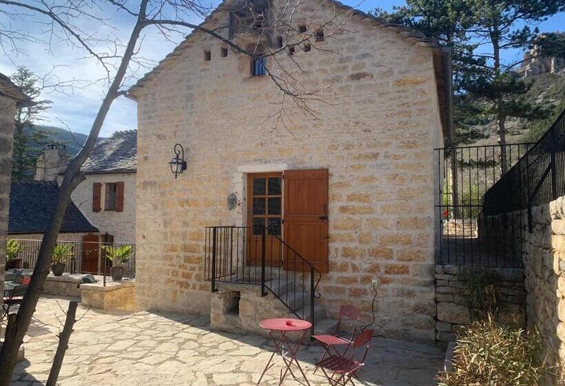 Люкс 2 Спальни, Manoir Du Charme Dans Les Gorges Du Tarn Causses Lozere
