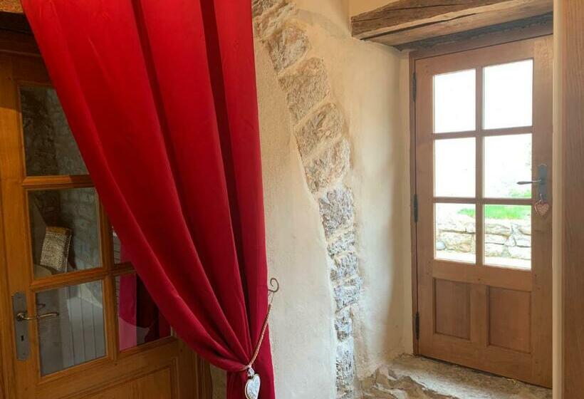 Номер Стандарт с Террасой, Manoir Du Charme Dans Les Gorges Du Tarn Causses Lozere