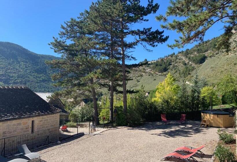 Номер Deluxe, Manoir Du Charme Dans Les Gorges Du Tarn Causses Lozere