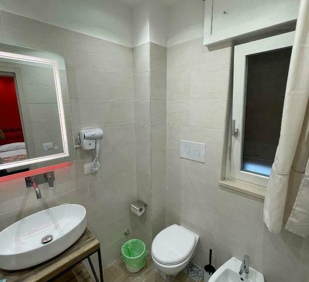 스탠다드 발코니 룸, Red Moon