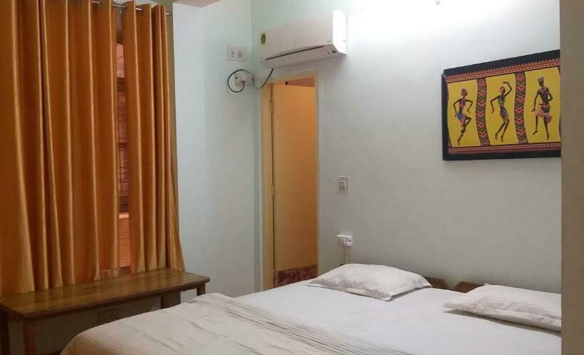 标准间带阳台, Ganga View Harry Stay