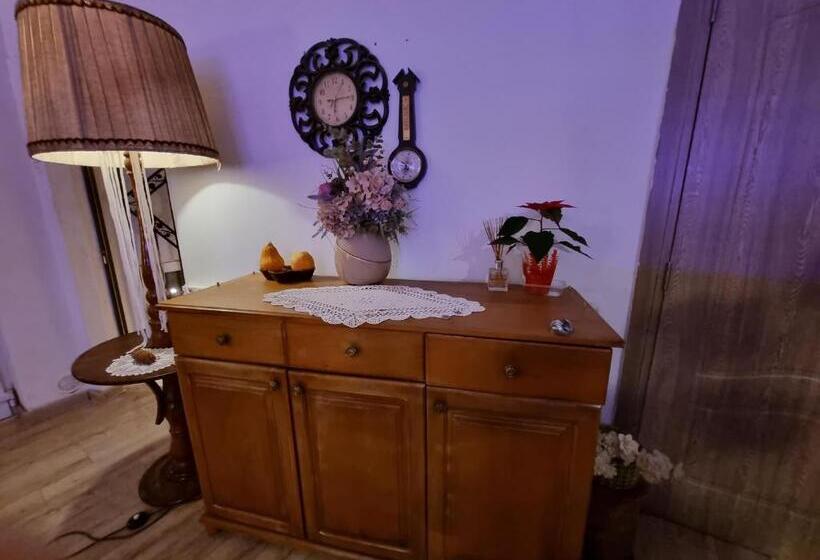 استودیوی لوکس, El Sol